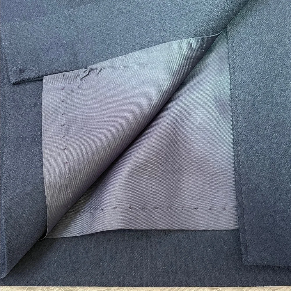 Vintage Pendleton Dark Blue Pencil Skirt.  Petite. - Picture 4 of 4